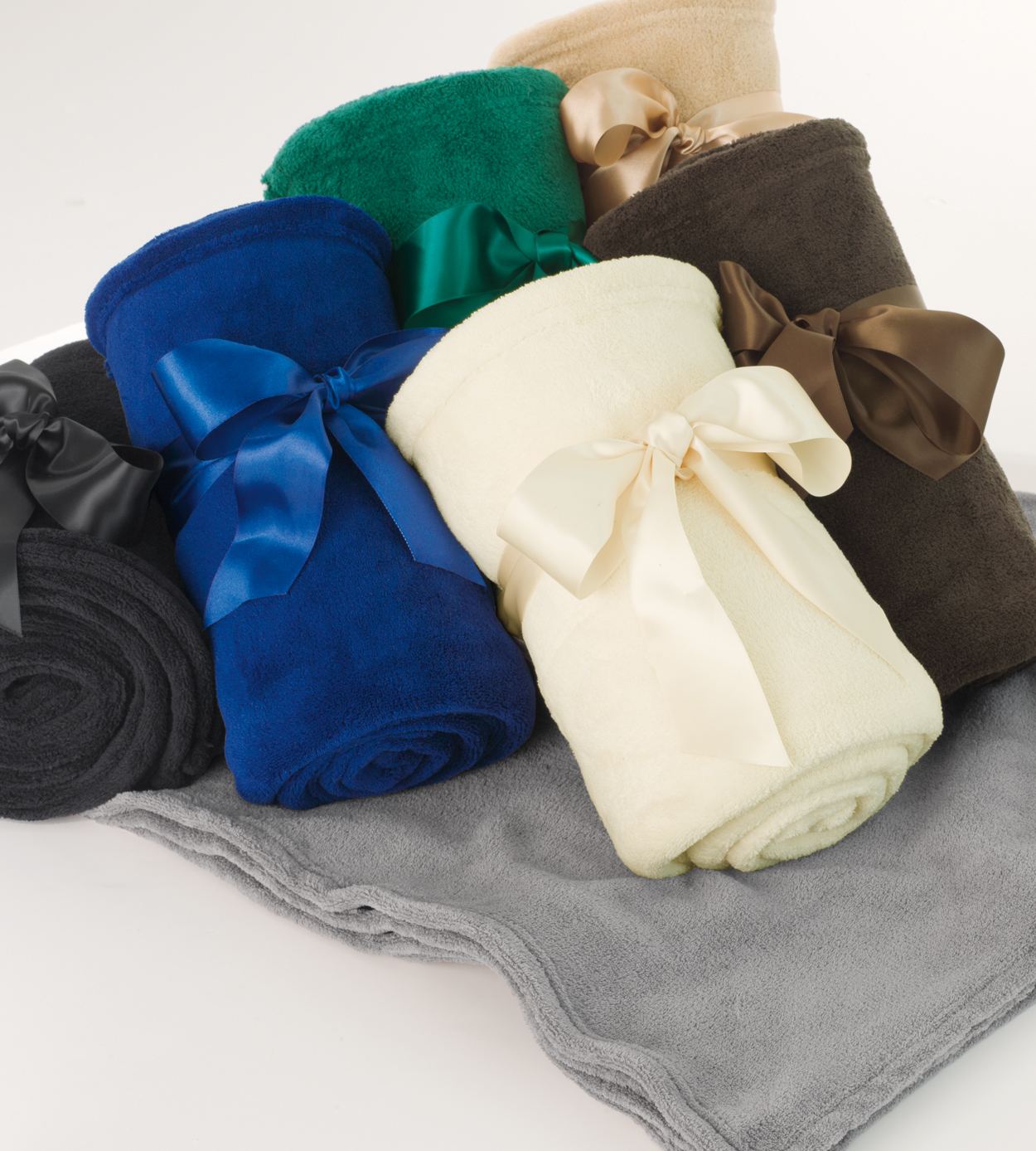 KC Caps Super-Lux Plush Blanket